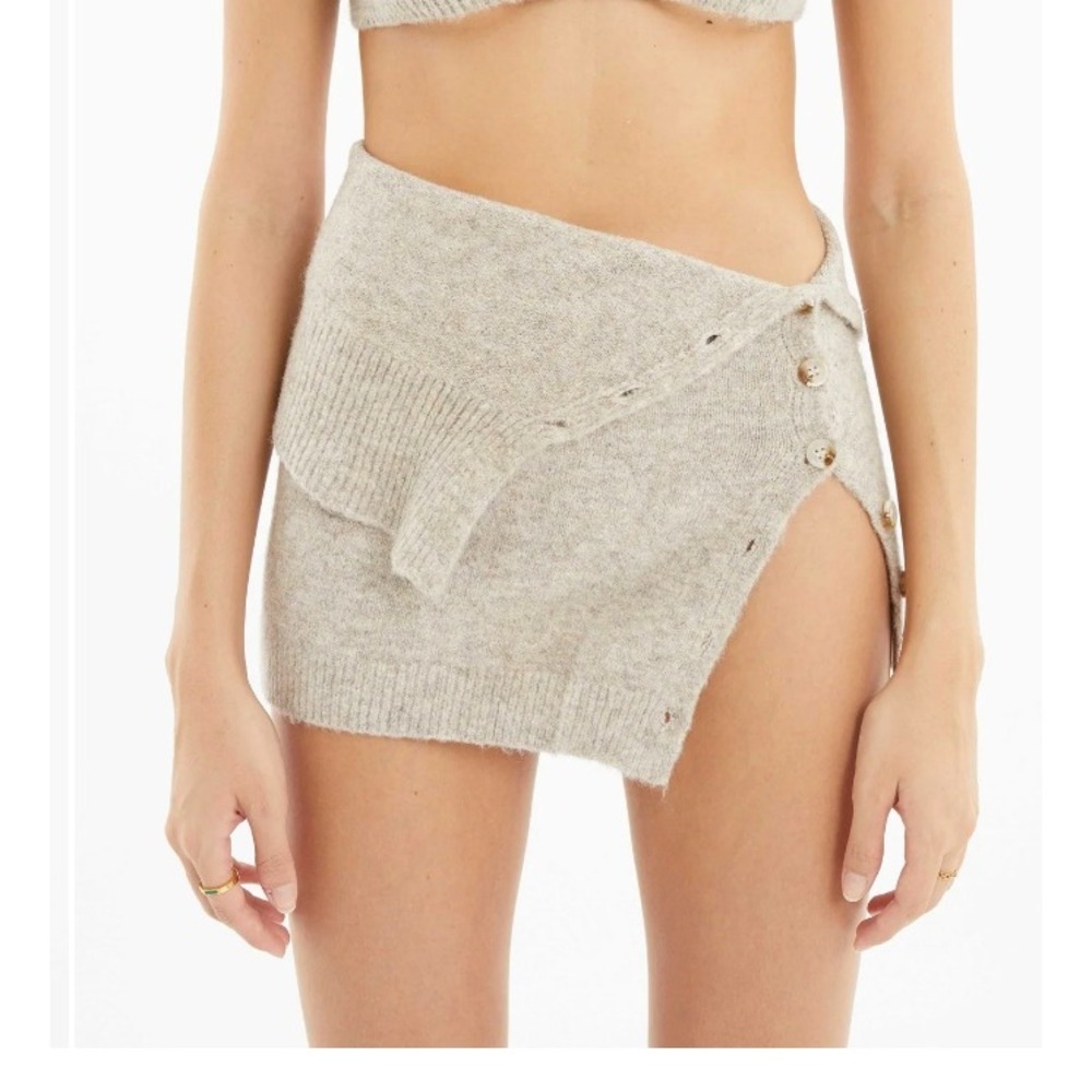 Ruve Selva Skirt Oatmeal Knit Asymmetrical Button Side Mini Skirt XS